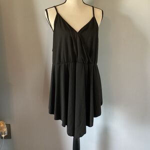 SHEIN Curve Women’s Black Shirt Tail  Hem Faux Wrap  V-Neck Spaghetti Strap Top